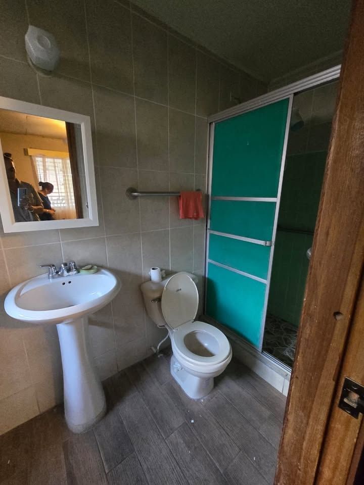 Venta de Casa en Jardines, 500 V2, Circuito Cerrado imagen 8