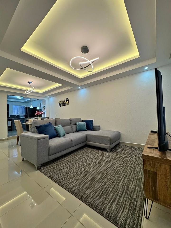 Hermosa Casa en Venta, Residencial Miguel Ángel Pavón imagen 3