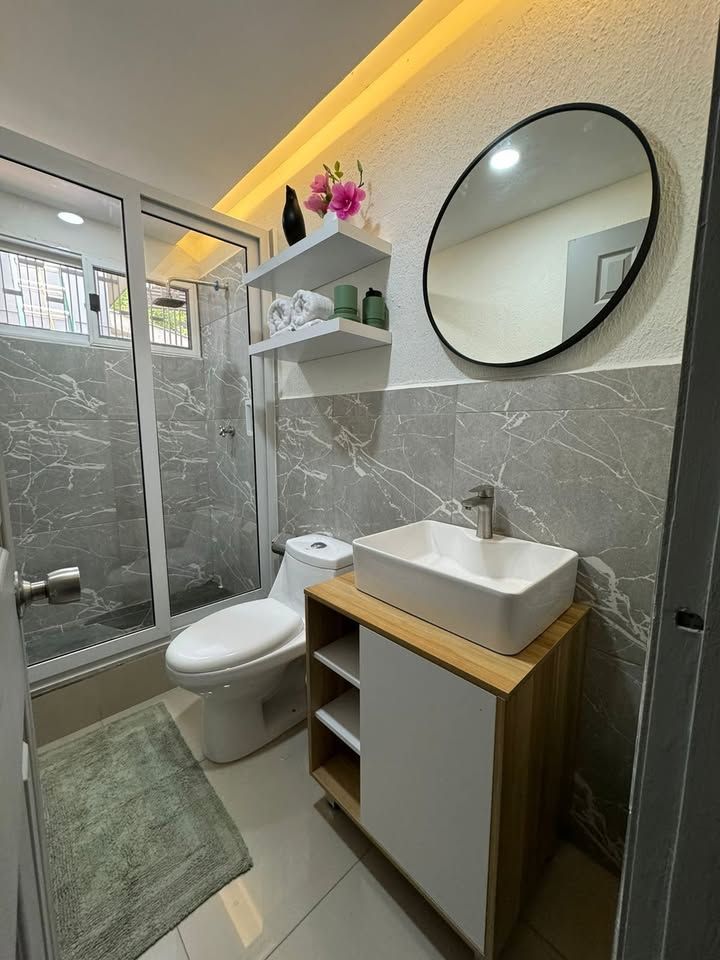 Hermosa Casa en Venta, Residencial Miguel Ángel Pavón imagen 9